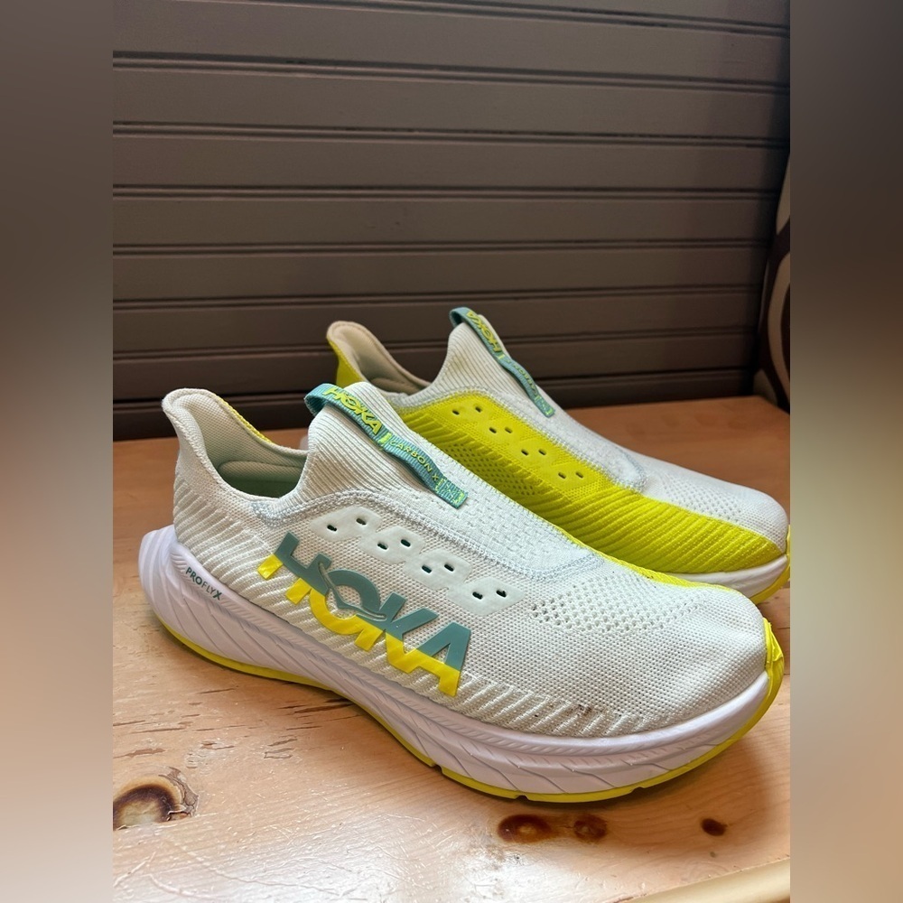 Hoka One One Men Carbon x 3 Billowing Sail Running Shoe Size 9.5D No Lace Shoes